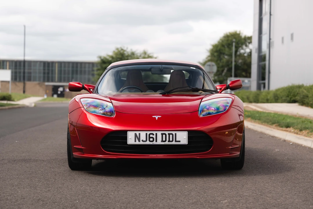 2011 Tesla Roadster - Image 2 of 31