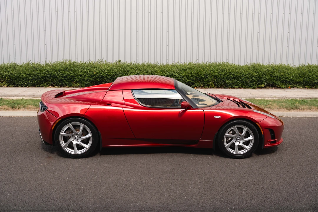 2011 Tesla Roadster - Image 30 of 31