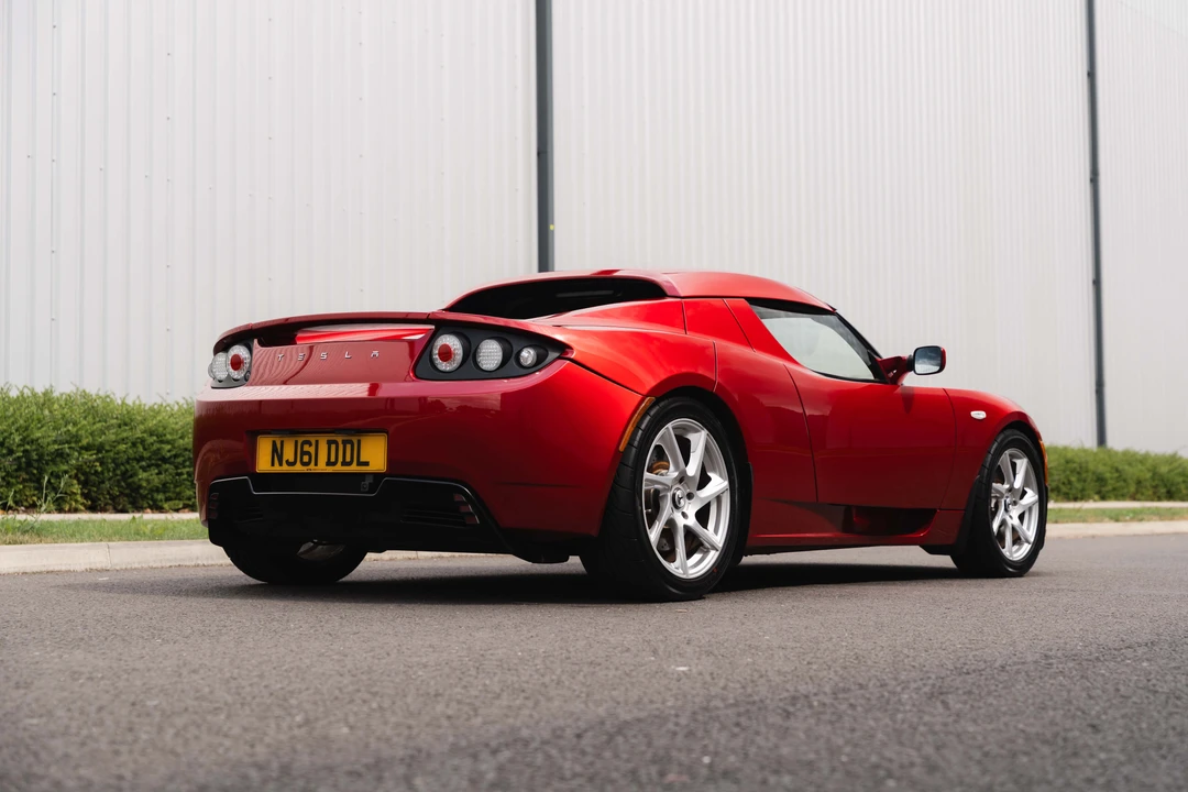 2011 Tesla Roadster - Image 7 of 31