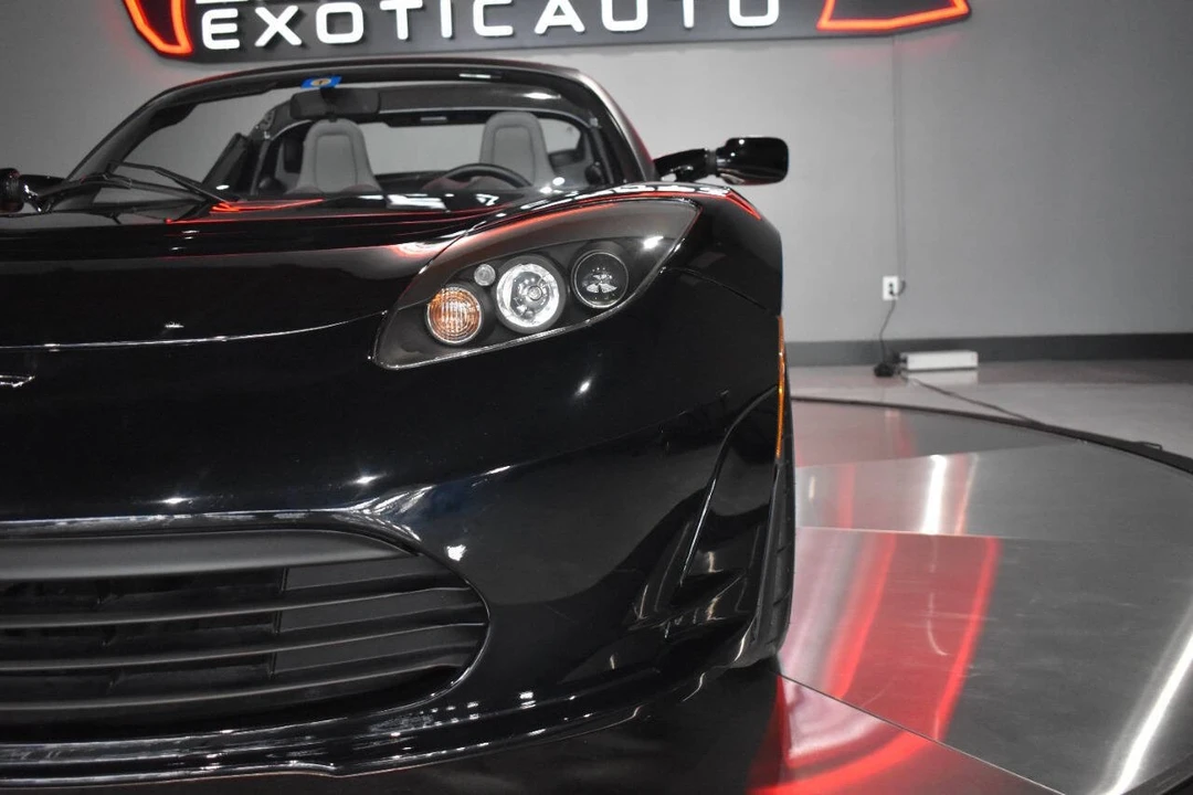2011 Tesla Roadster - Image 18 of 21