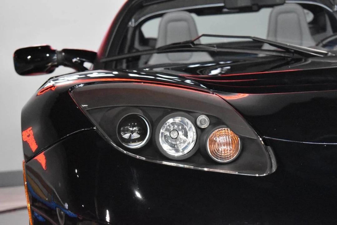 2011 Tesla Roadster - Image 17 of 21