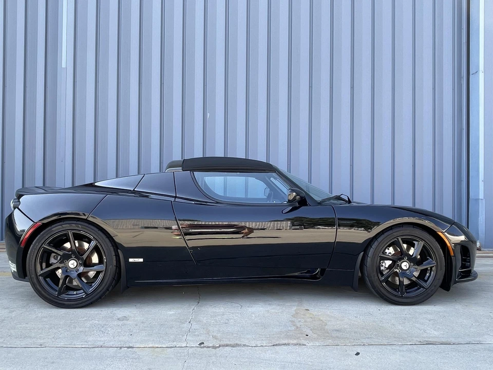 2011 Tesla Roadster - Image 12 of 31