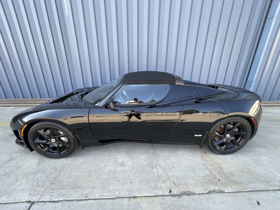 2011 Tesla Roadster - Image 5 of 31