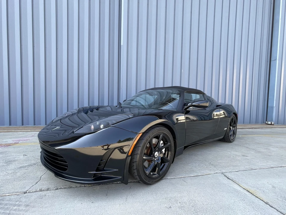 2011 Tesla Roadster - Image 3 of 31