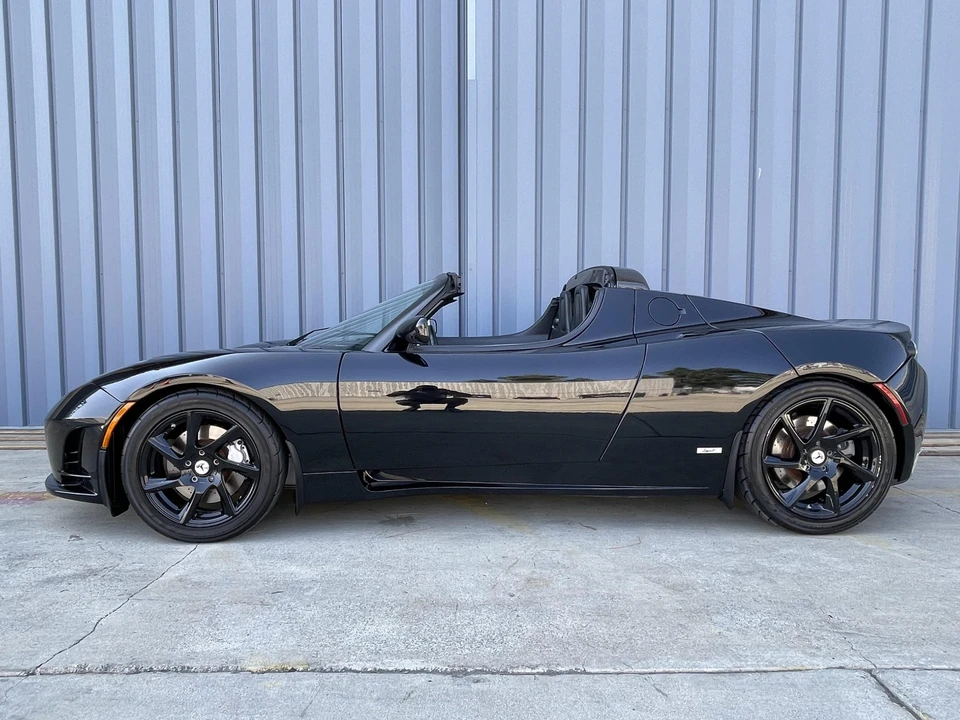 2011 Tesla Roadster - Image 23 of 31