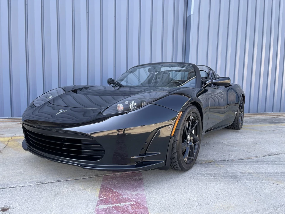 2011 Tesla Roadster - Image 21 of 31