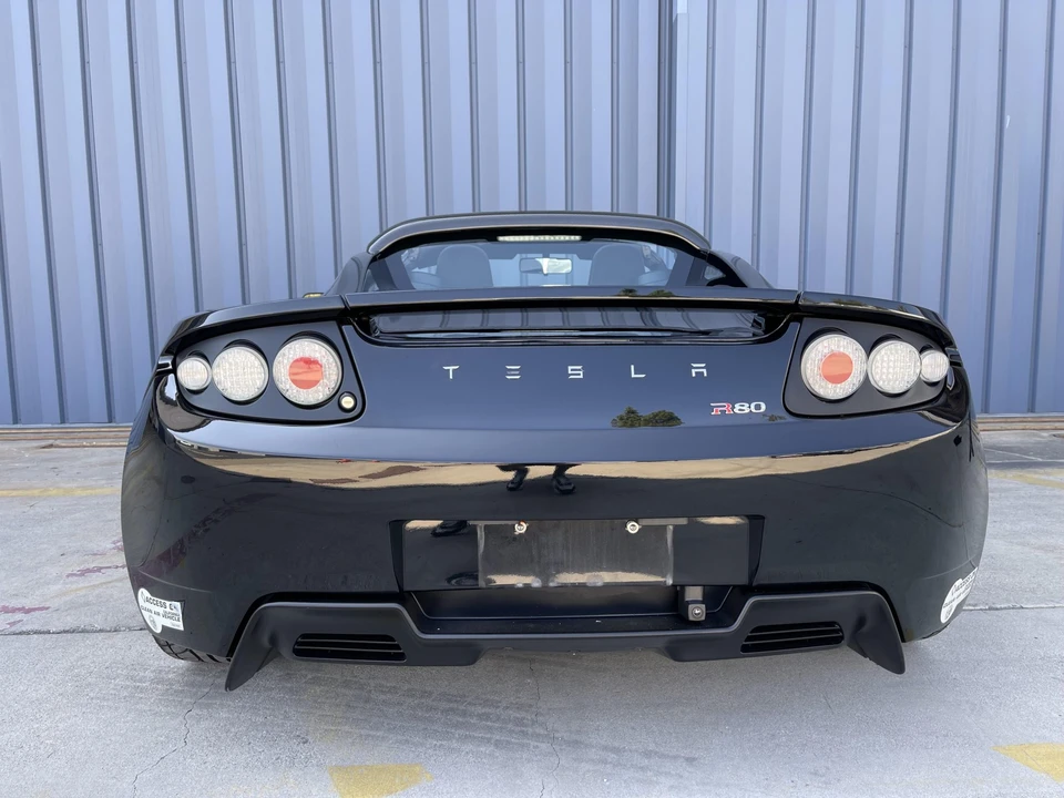 2011 Tesla Roadster - Image 28 of 31