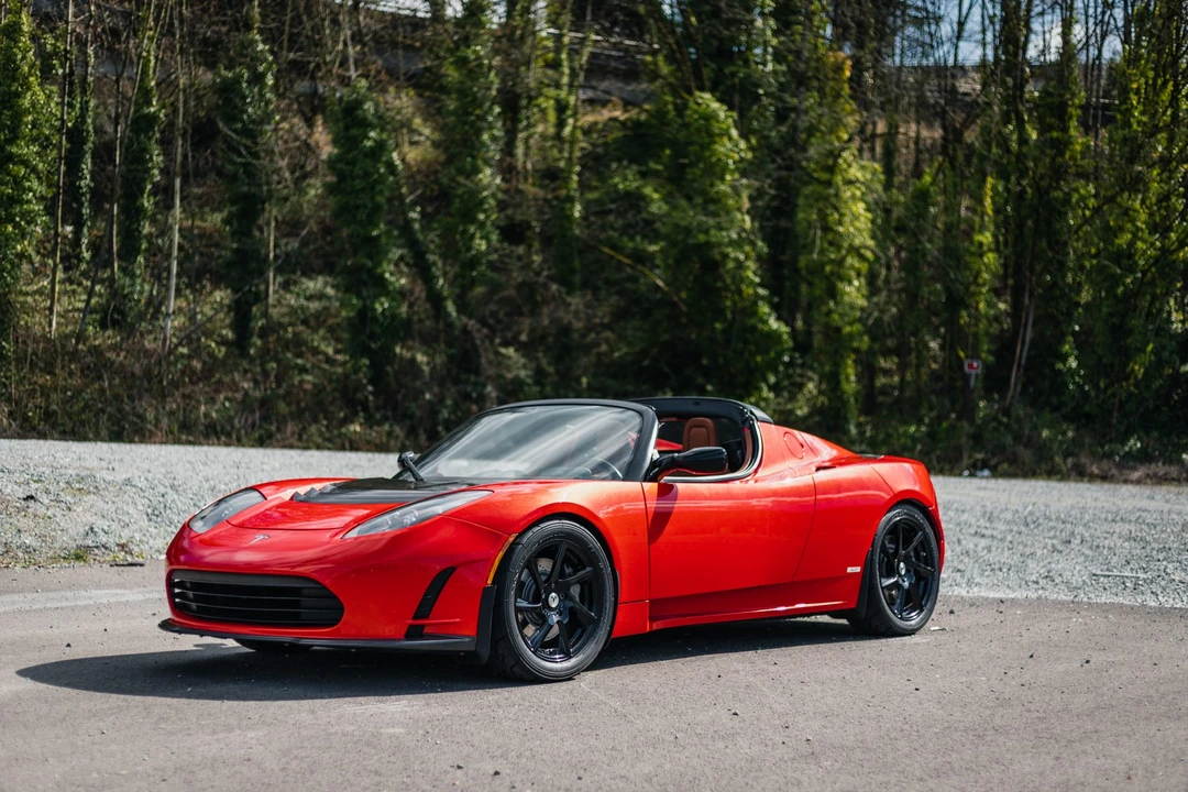 2011 Tesla Roadster - Image 9 of 31