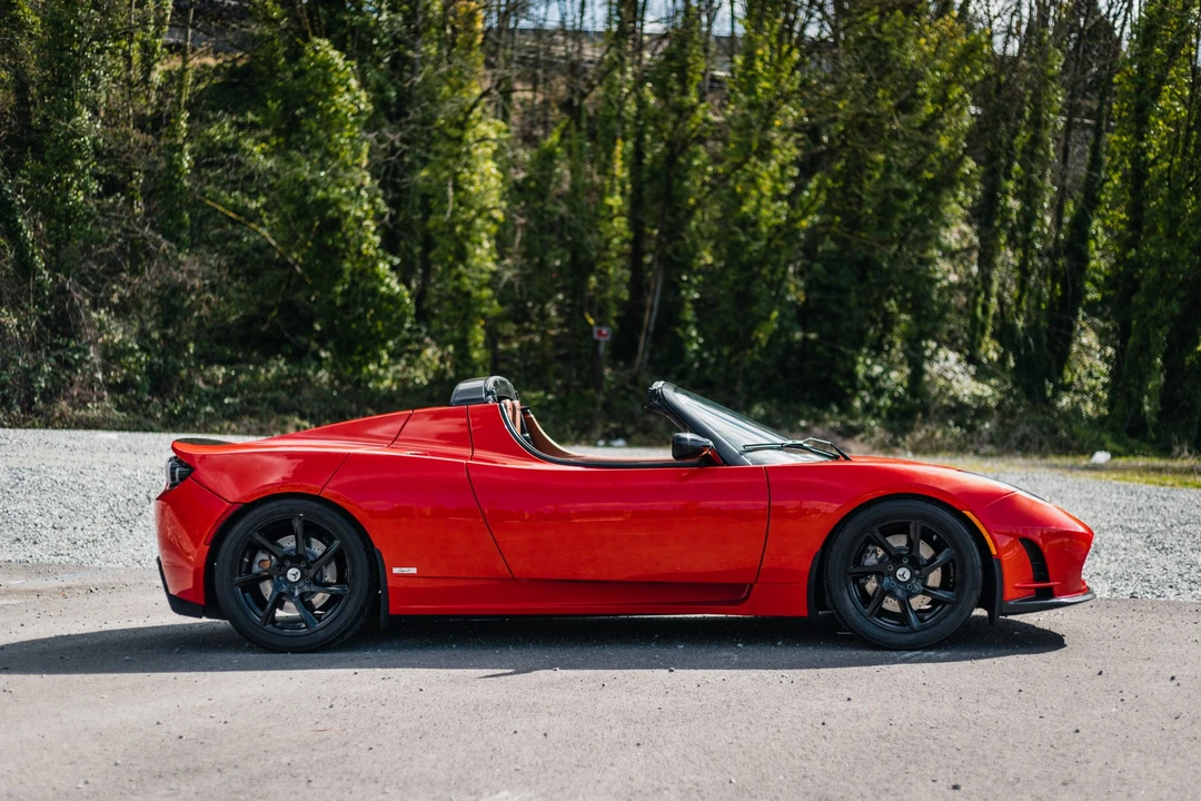 2011 Tesla Roadster - Image 3 of 31