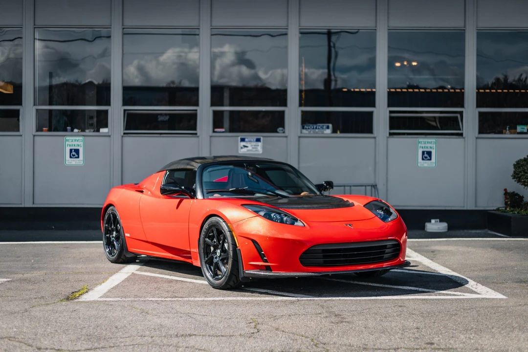 2011 Tesla Roadster - Image 4 of 31