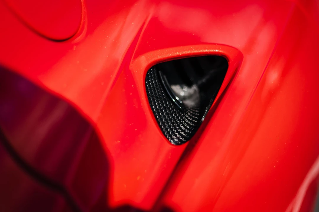 2011 Tesla Roadster - Image 27 of 31