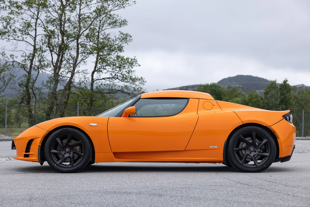 2011 Tesla Roadster - Image 4 of 31