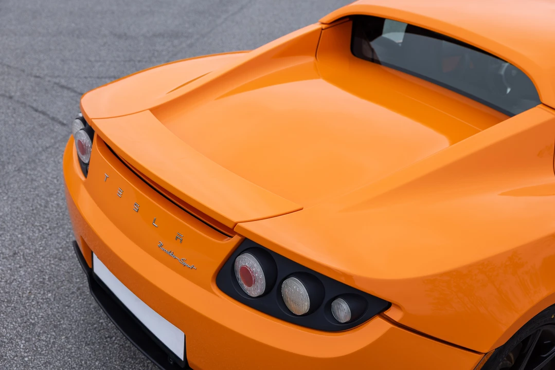 2011 Tesla Roadster - Image 30 of 31