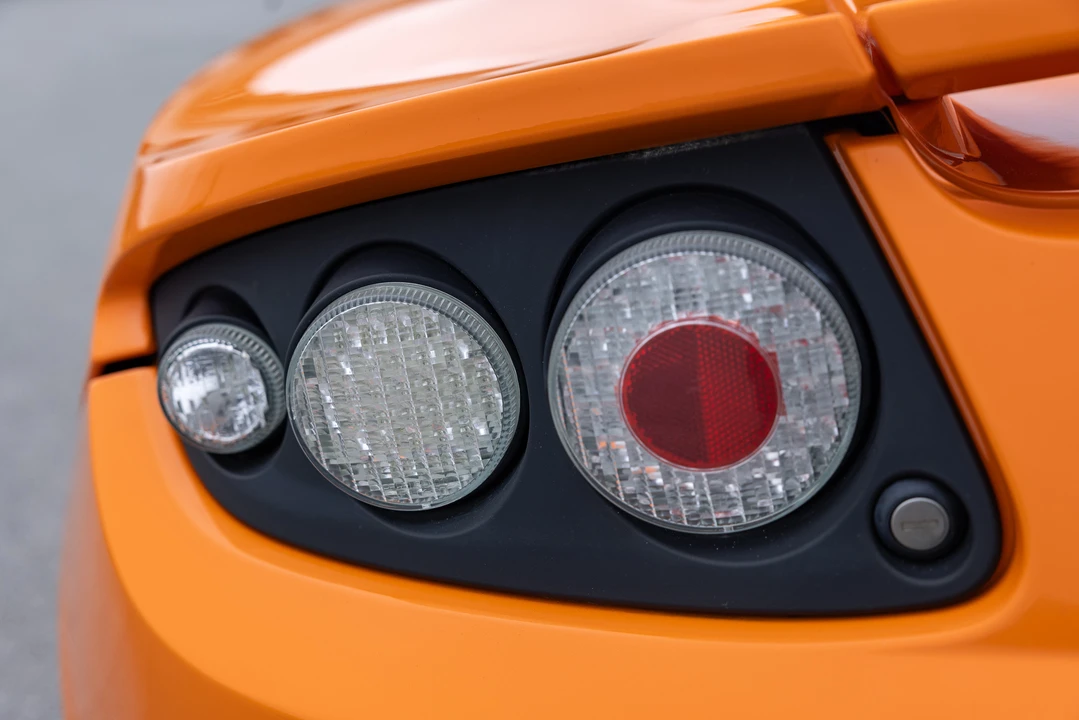 2011 Tesla Roadster - Image 20 of 31