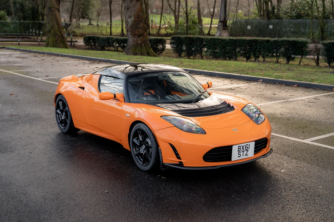 2011 Tesla Roadster - Image 16 of 31