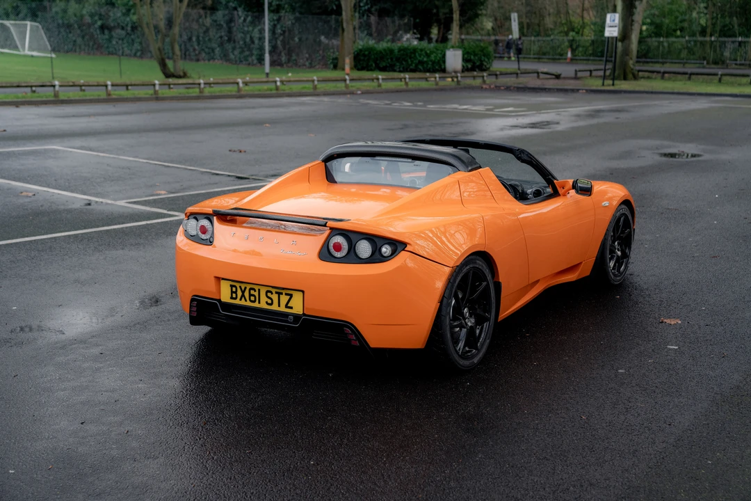 2011 Tesla Roadster - Image 15 of 31