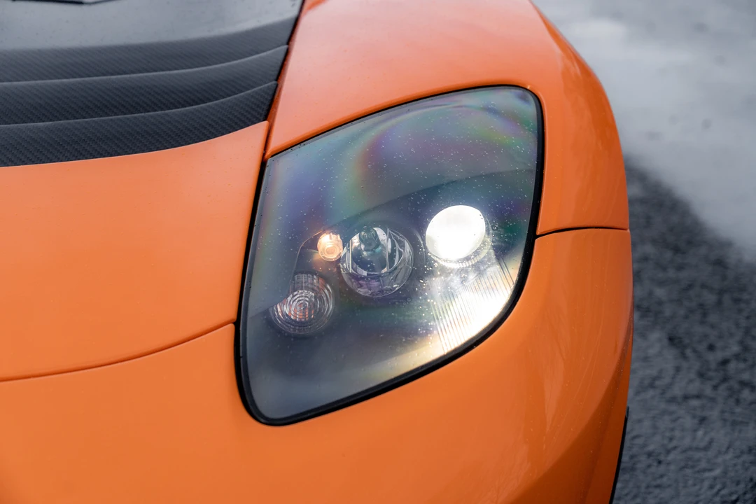 2011 Tesla Roadster - Image 28 of 31