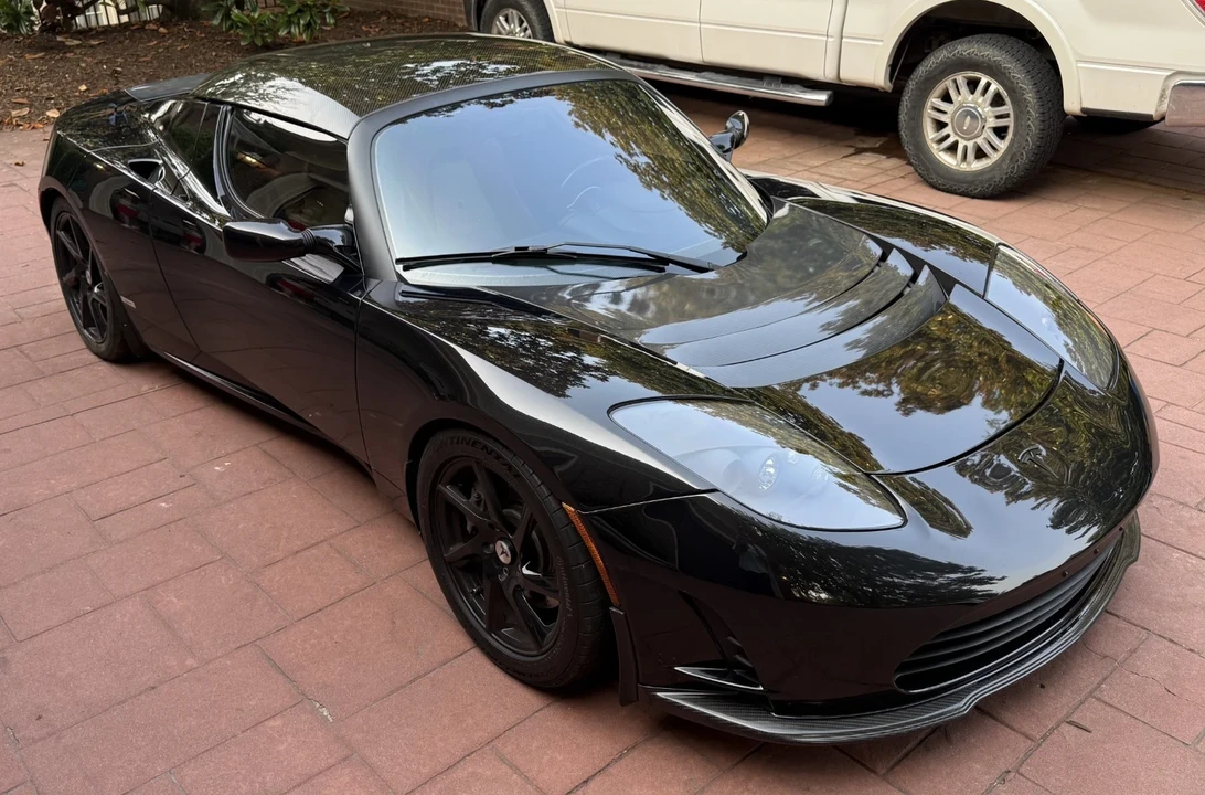 2011 Tesla Roadster - Image 13 of 21