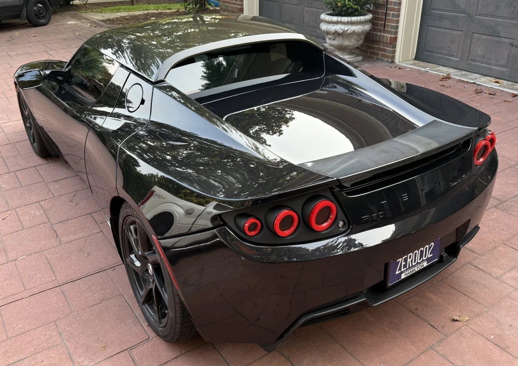 2011 Tesla Roadster - Image 14 of 21