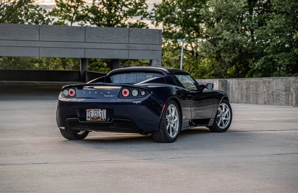 2011 Tesla Roadster - Image 3 of 8