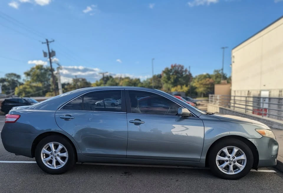 2011 Toyota Camry 6th Gen - Image 3 of 7