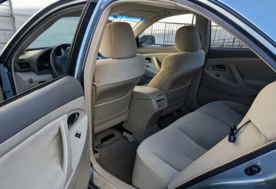 2011 Toyota Camry 6th Gen - Image 6 of 7