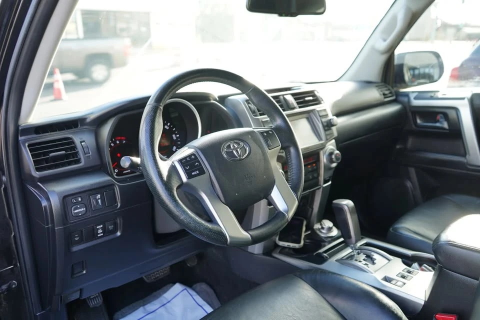 2011 Toyota 4Runner 5th Gen - Image 8 of 20