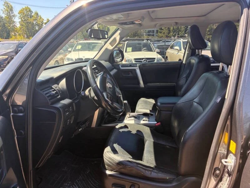 2011 Toyota 4Runner 5th Gen - Image 10 of 11