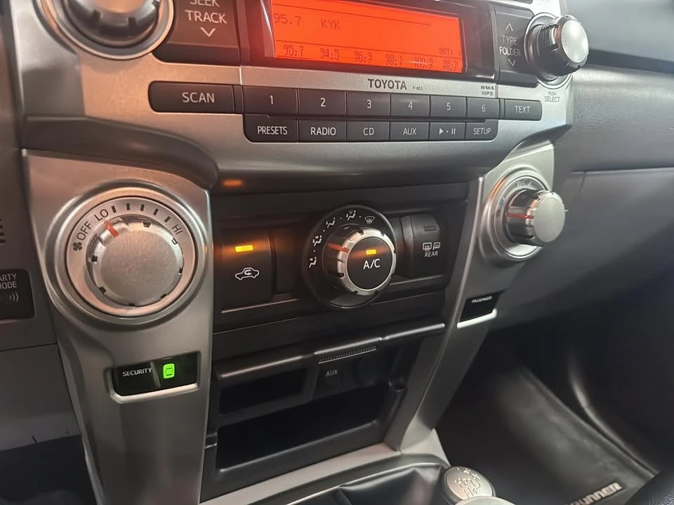 2011 Toyota 4Runner 5th Gen - Image 17 of 19