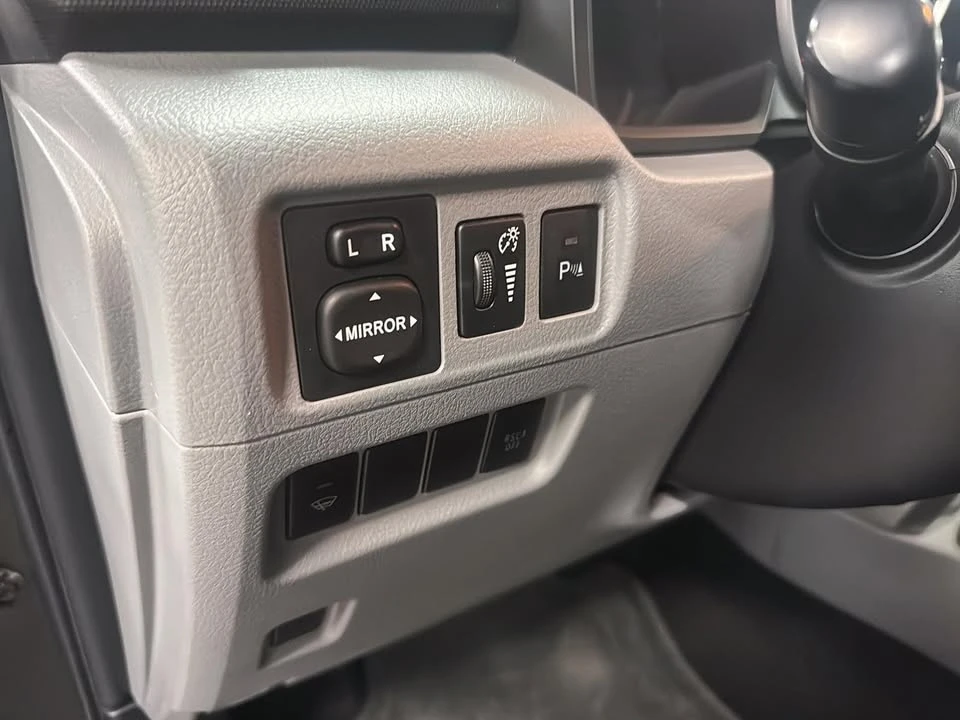 2011 Toyota 4Runner 5th Gen - Image 11 of 19