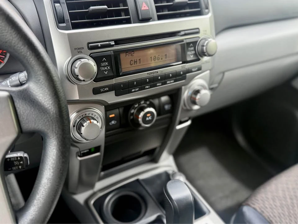 2011 Toyota 4Runner 5th Gen - Image 16 of 18