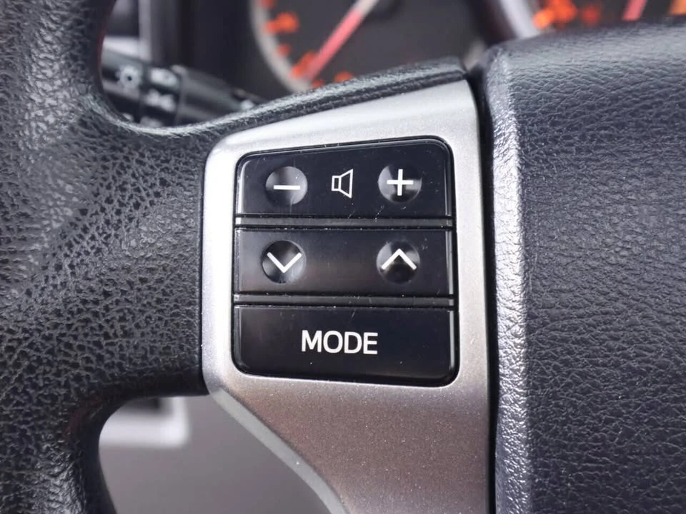 2011 Toyota 4Runner 5th Gen - Image 13 of 20