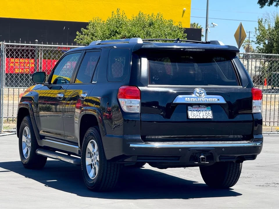 2011 Toyota 4Runner 5th Gen - Image 4 of 20