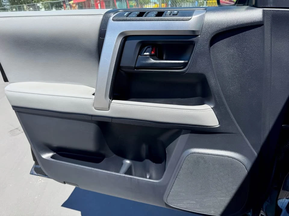 2011 Toyota 4Runner 5th Gen - Image 7 of 20