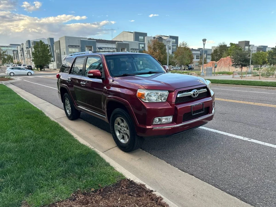 2011 Toyota 4Runner 5th Gen - Image 2 of 10