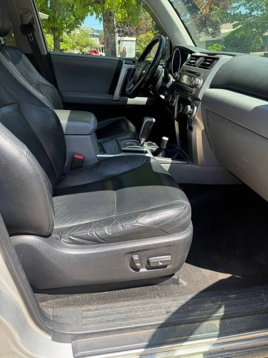 2011 Toyota 4Runner 5th Gen - Image 5 of 9