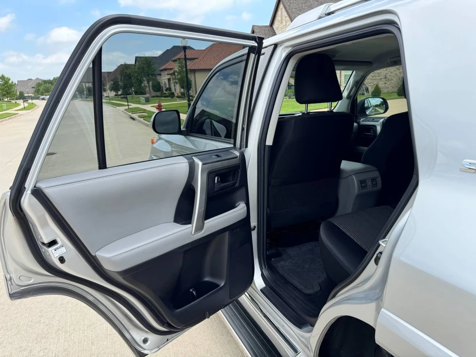 2011 Toyota 4Runner 5th Gen - Image 17 of 24