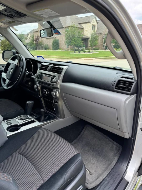 2011 Toyota 4Runner 5th Gen - Image 15 of 24