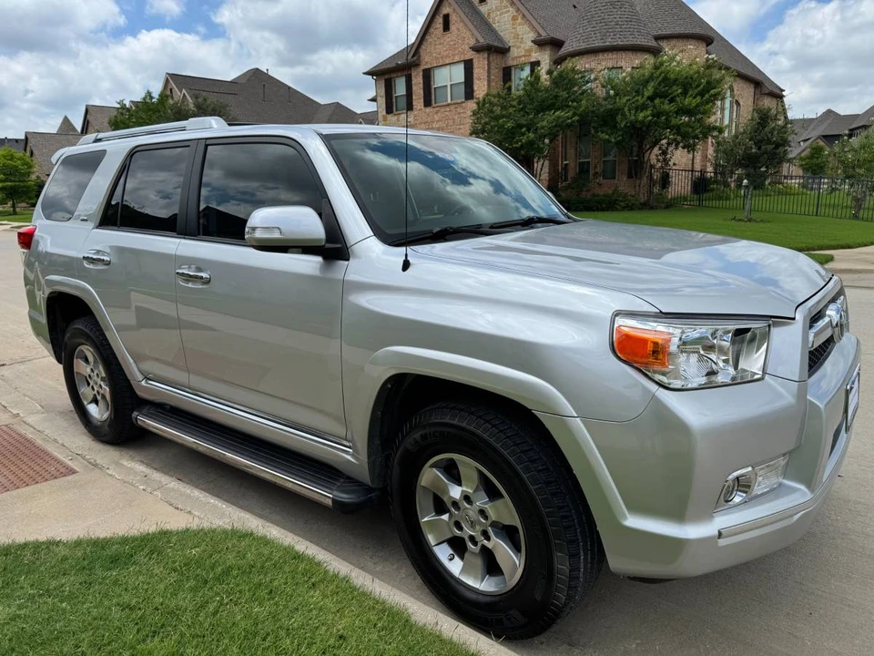 2011 Toyota 4Runner 5th Gen - Image 8 of 24