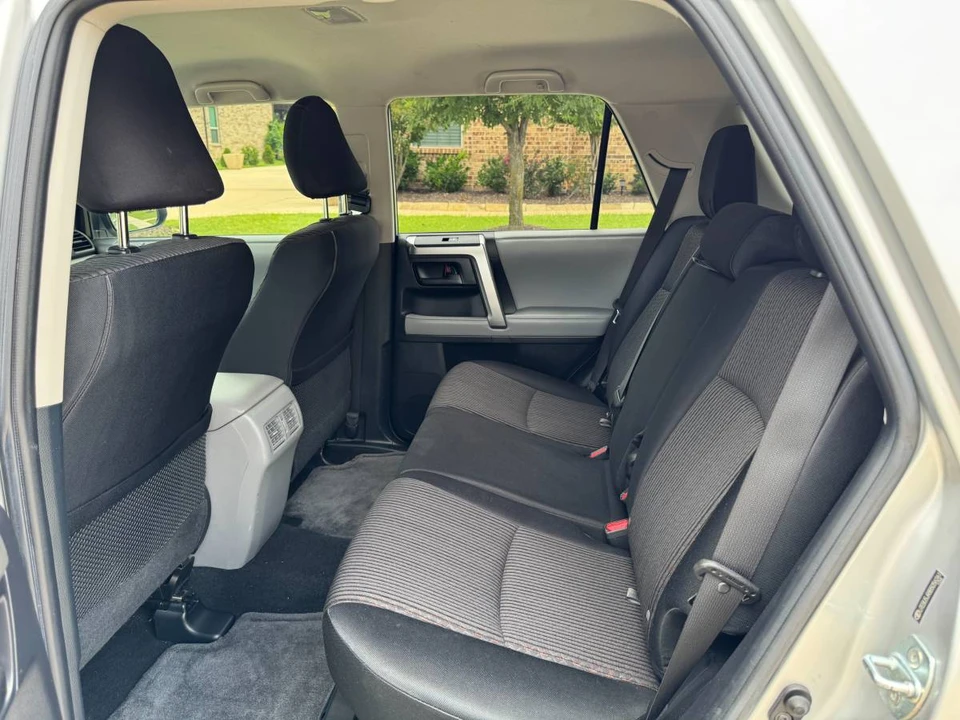 2011 Toyota 4Runner 5th Gen - Image 18 of 24