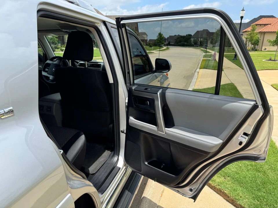 2011 Toyota 4Runner 5th Gen - Image 19 of 24
