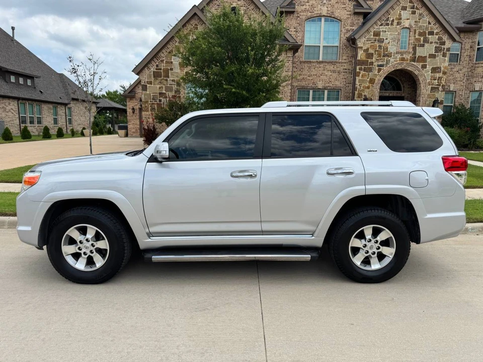 2011 Toyota 4Runner 5th Gen - Image 4 of 24