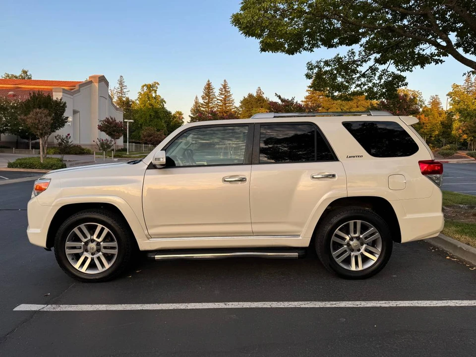 2011 Toyota 4Runner 5th Gen - Image 6 of 20