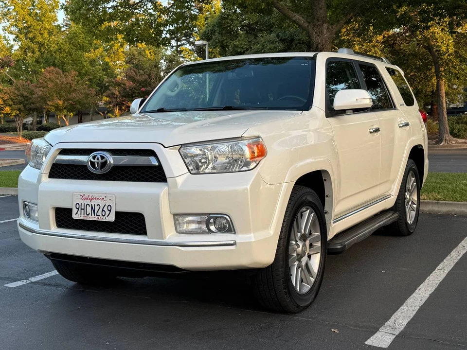2011 Toyota 4Runner 5th Gen - Image 3 of 20