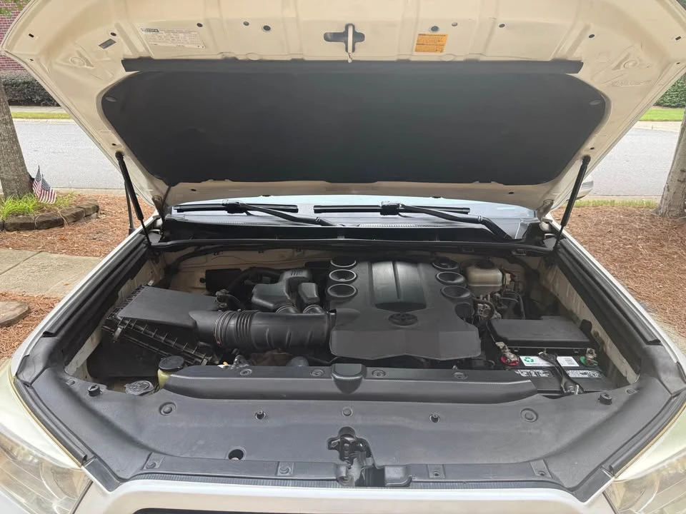 2011 Toyota 4Runner 5th Gen - Image 8 of 20