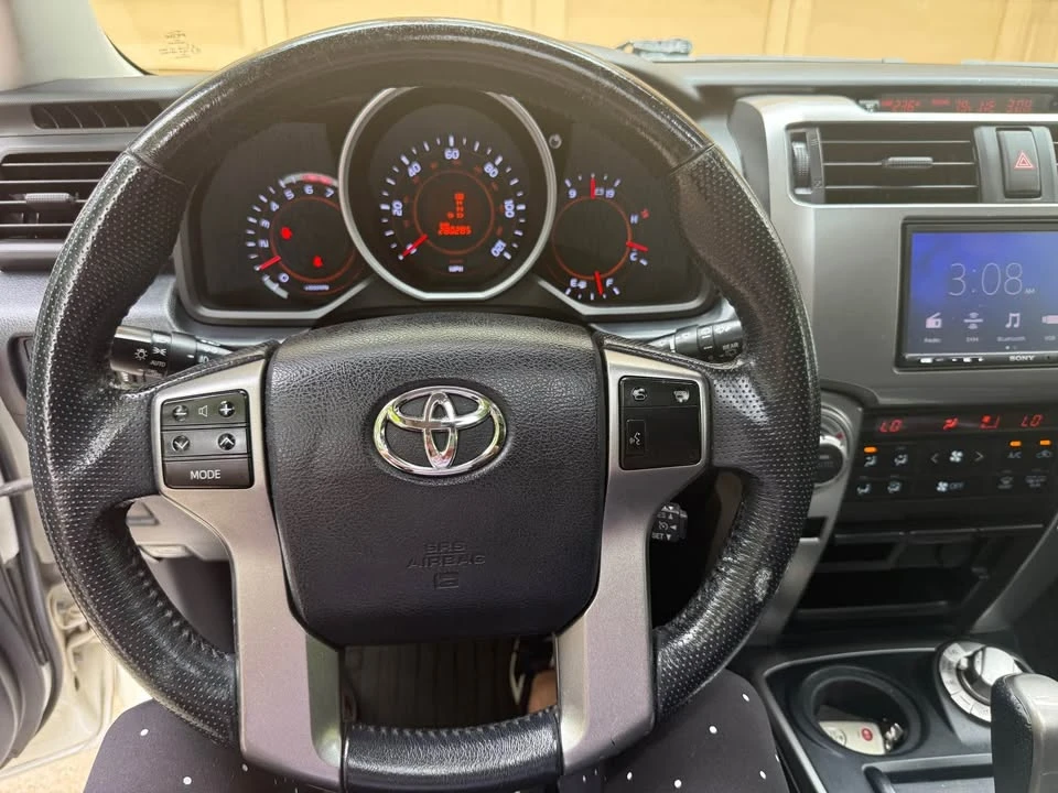 2011 Toyota 4Runner 5th Gen - Image 10 of 20