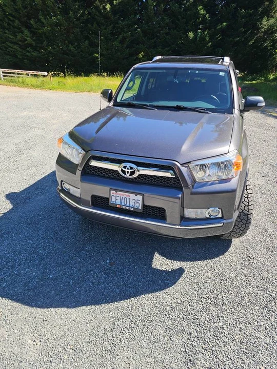2011 Toyota 4Runner 5th Gen - Image 3 of 24