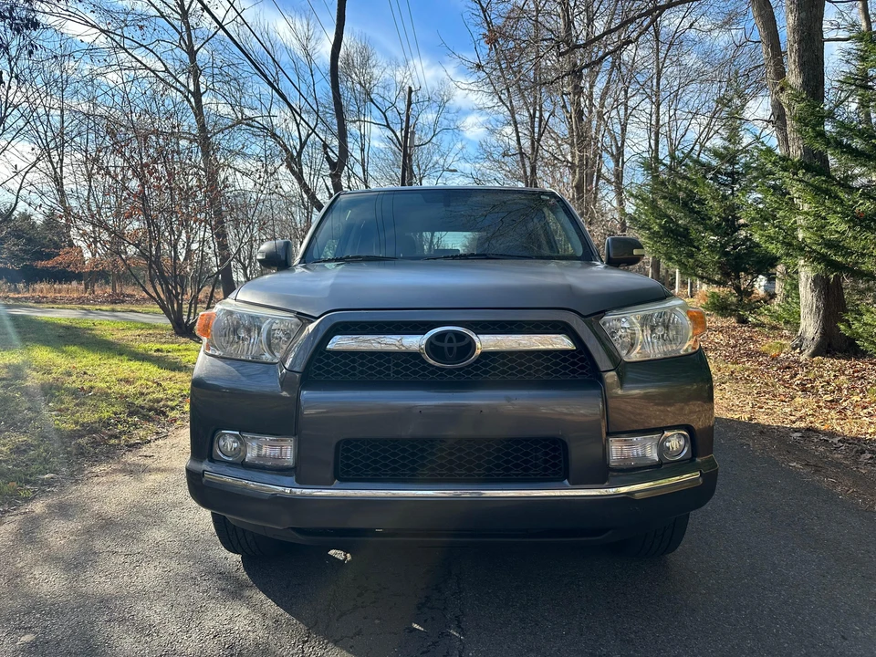 2011 Toyota 4Runner 5th Gen - Image 7 of 31