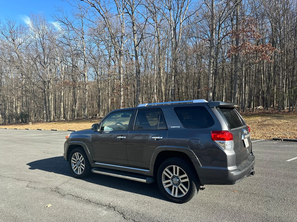 2011 Toyota 4Runner 5th Gen - Image 24 of 31