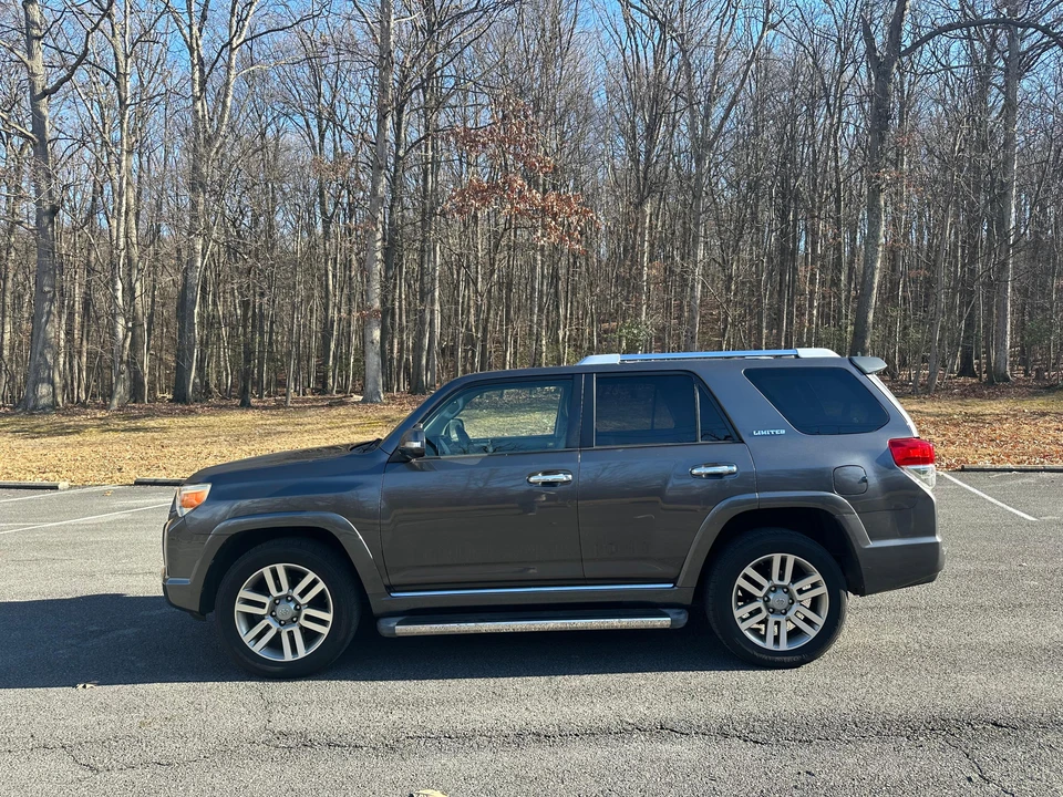 2011 Toyota 4Runner 5th Gen - Image 20 of 31